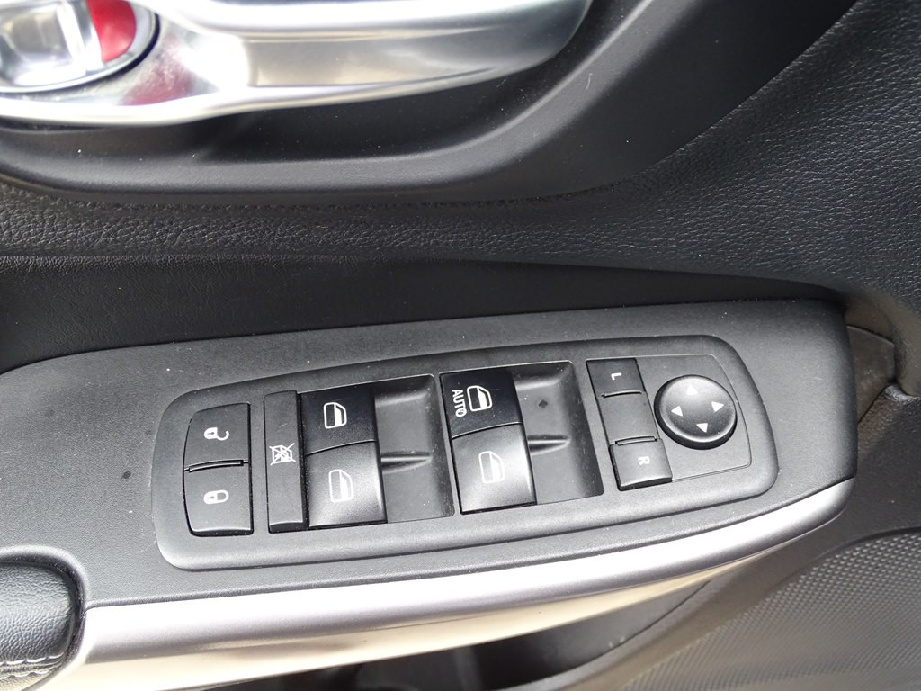 2019 Jeep Cherokee Image 22