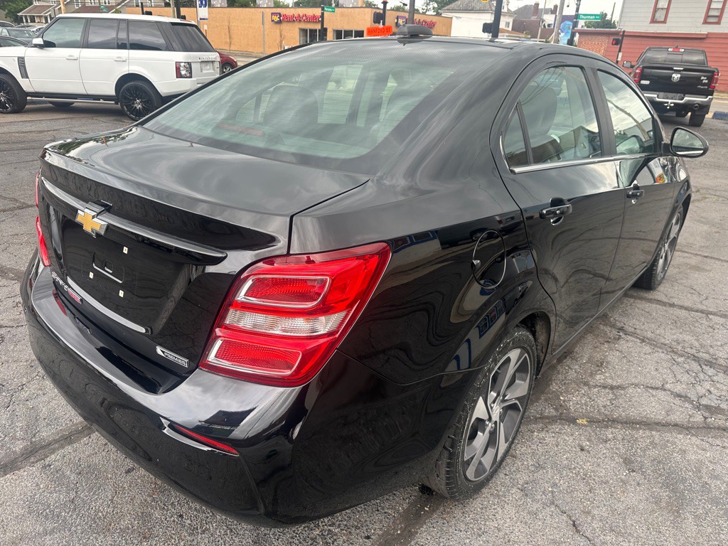 2018 Chevrolet Sonic Image 5