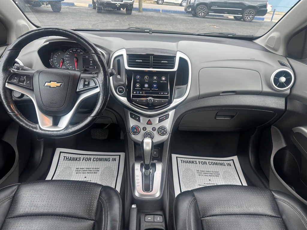 2018 Chevrolet Sonic Image 12