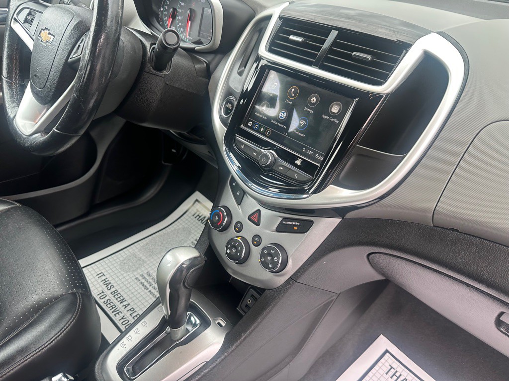 2018 Chevrolet Sonic Image 14