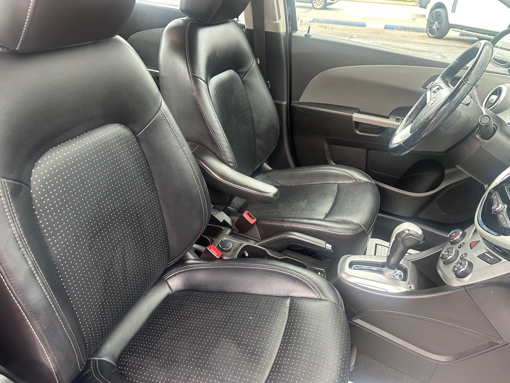 2018 Chevrolet Sonic Image 15