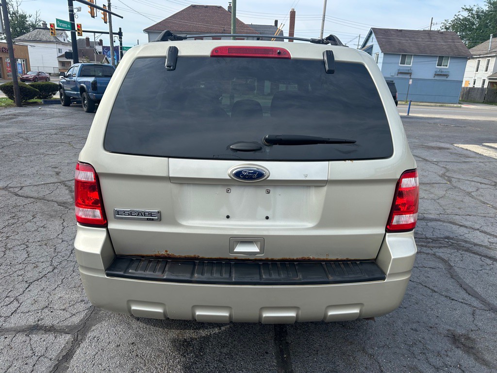 2011 Ford Escape Image 4