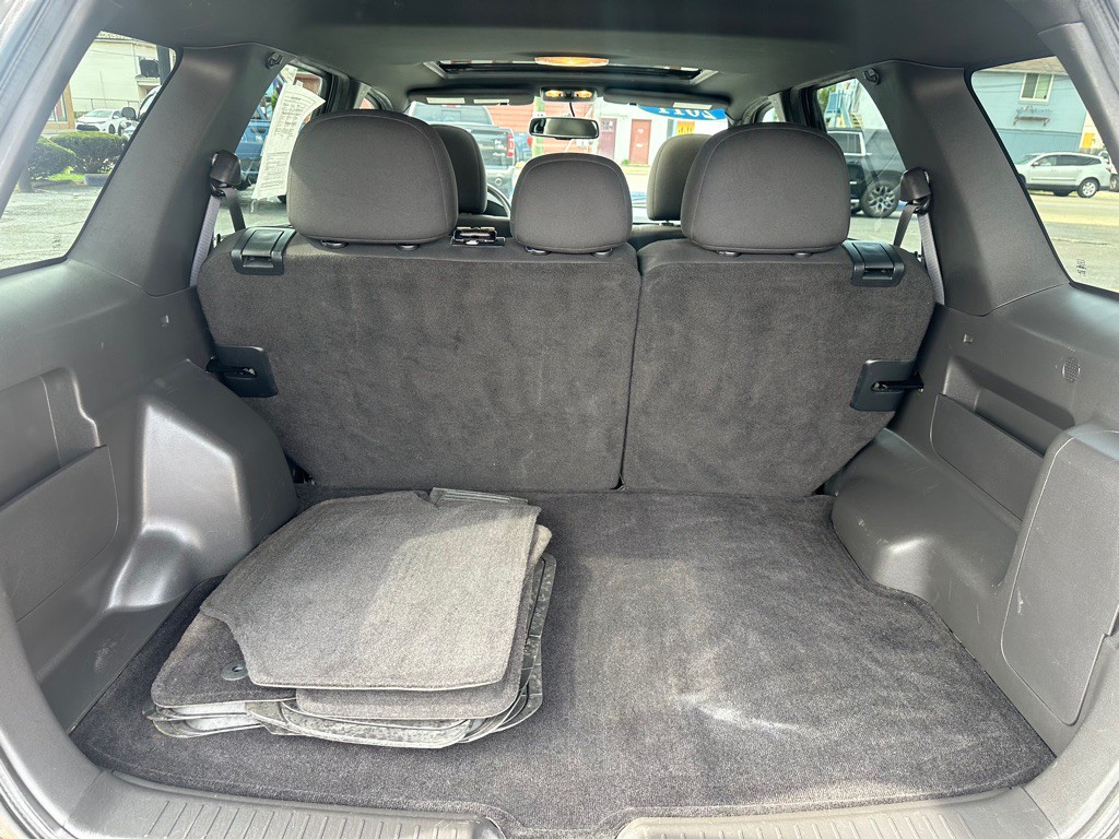 2011 Ford Escape Image 12