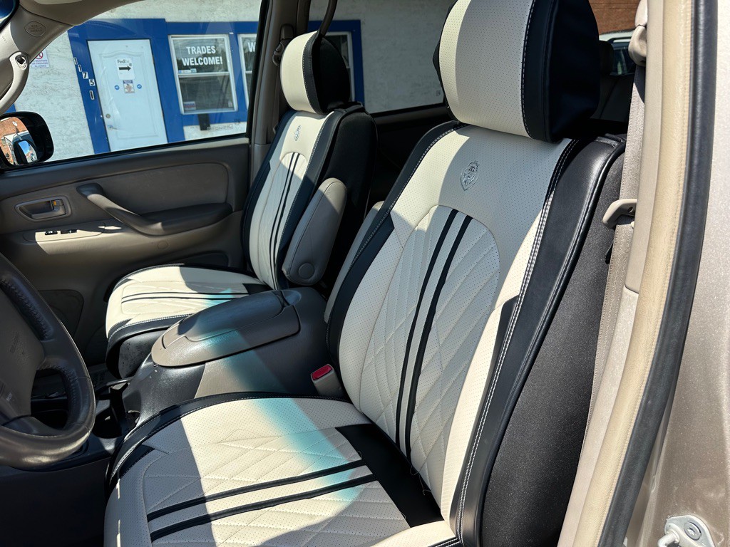 2007 Toyota Sequoia Image 10