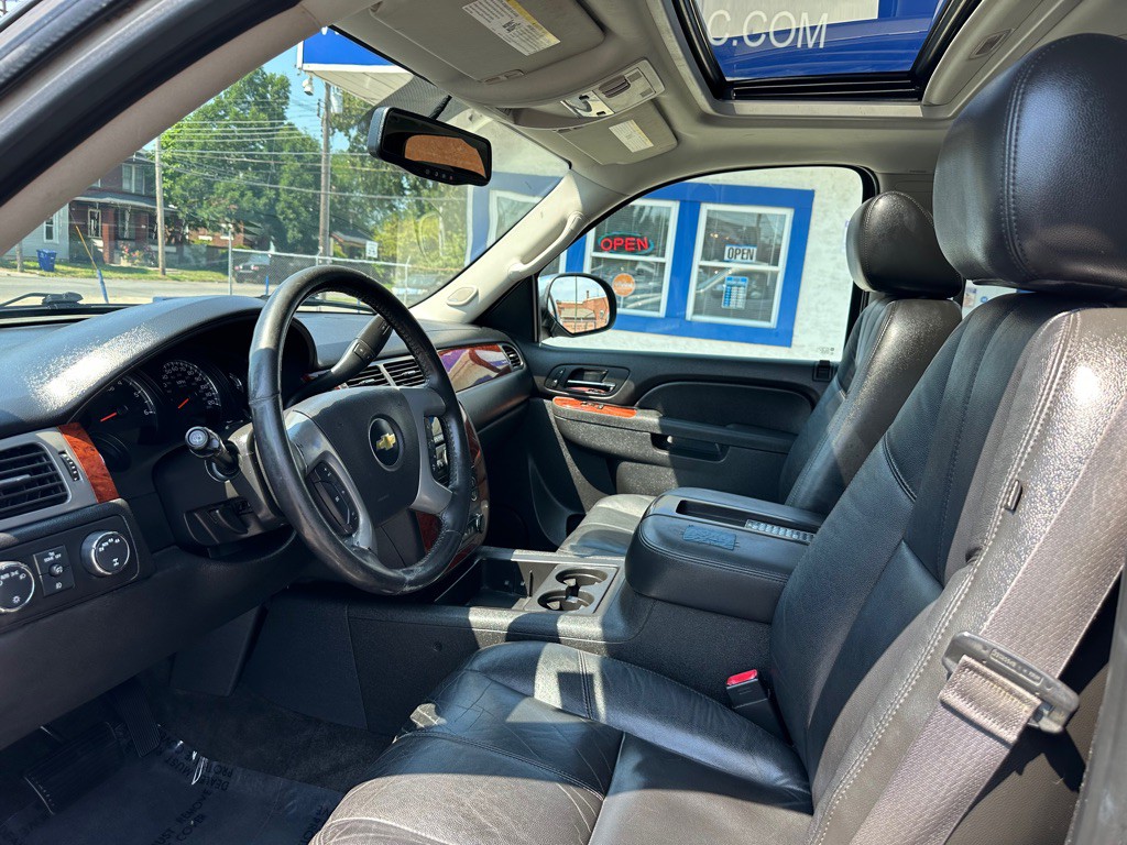 2013 Chevrolet Tahoe Image 9