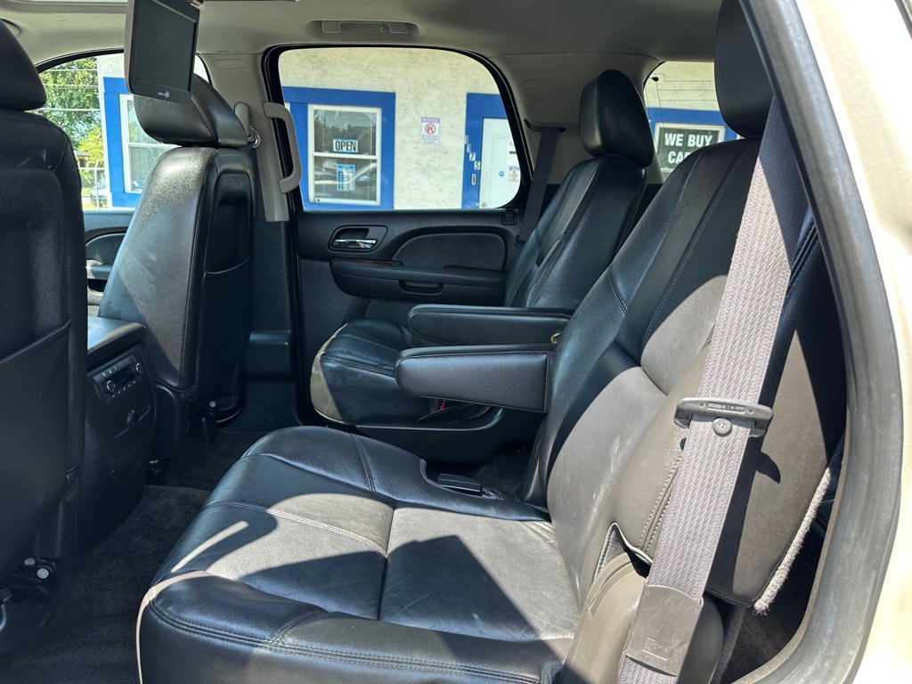 2013 Chevrolet Tahoe Image 11