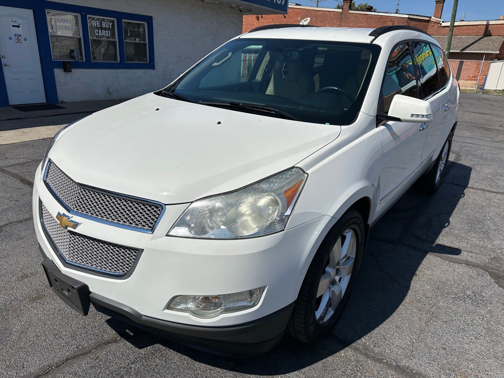 2012 Chevrolet Traverse Image 1