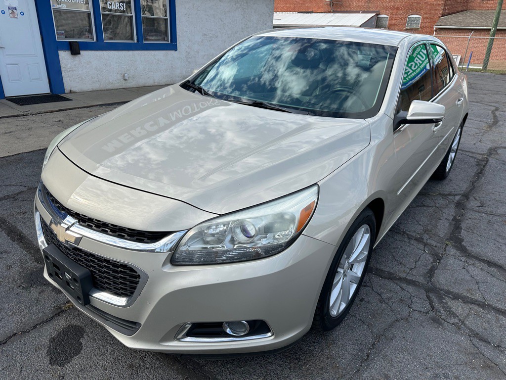 2015 Chevrolet Malibu Image 1