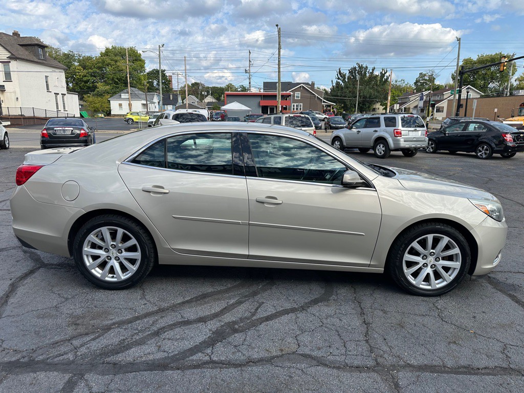 2015 Chevrolet Malibu Image 6