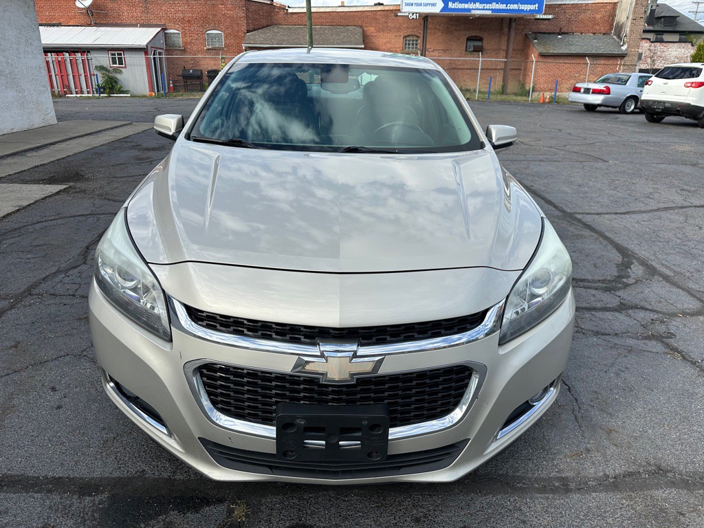 2015 Chevrolet Malibu Image 8