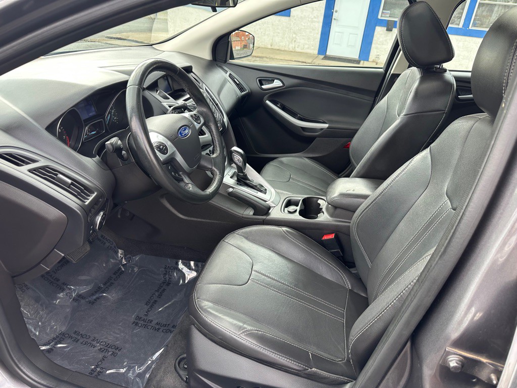 2014 Ford Focus Image 9
