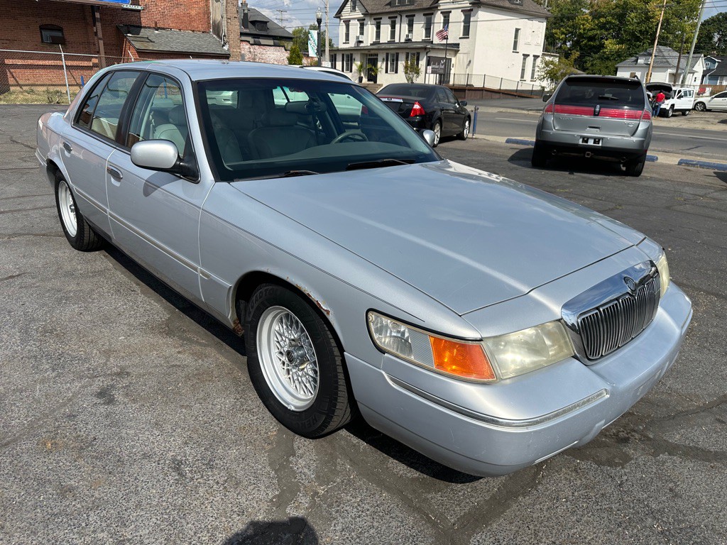2002 Mercury Grand Marquis Image 7