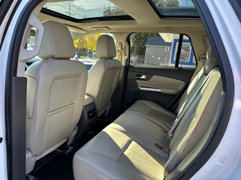 2014 Ford Edge Image 10
