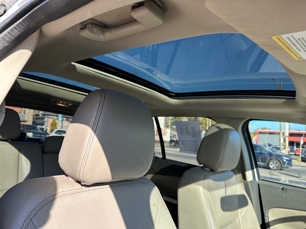 2014 Ford Edge Image 16