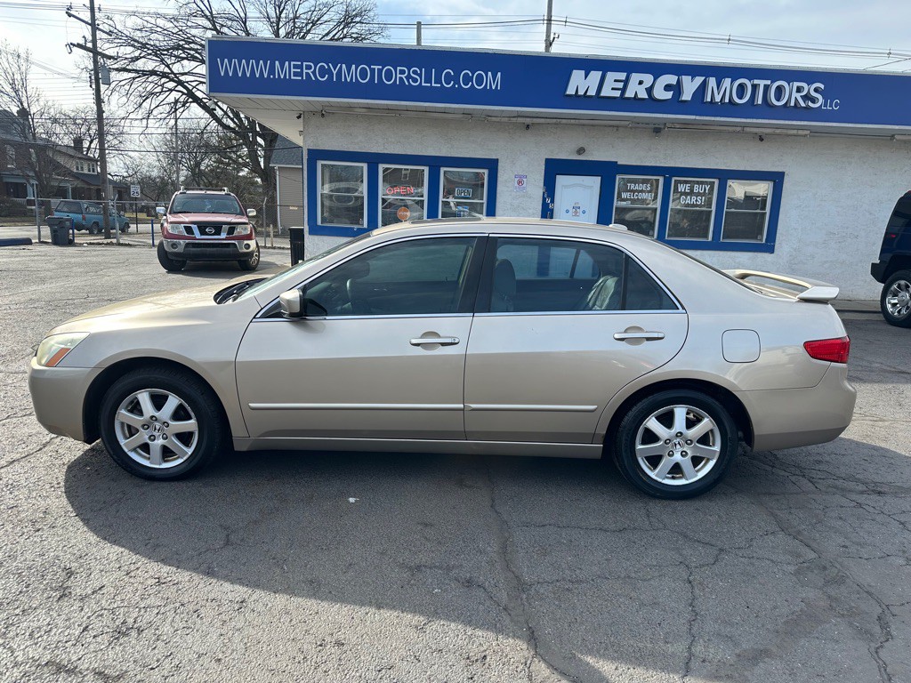 2005 Honda Accord Image 2