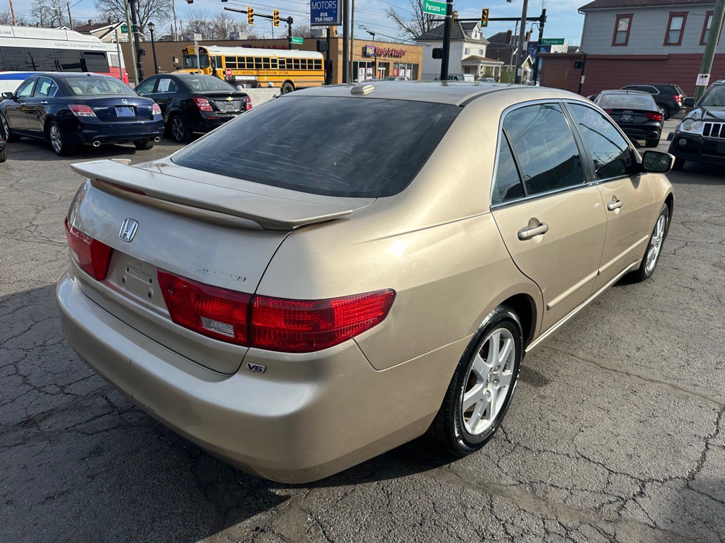 2005 Honda Accord Image 5