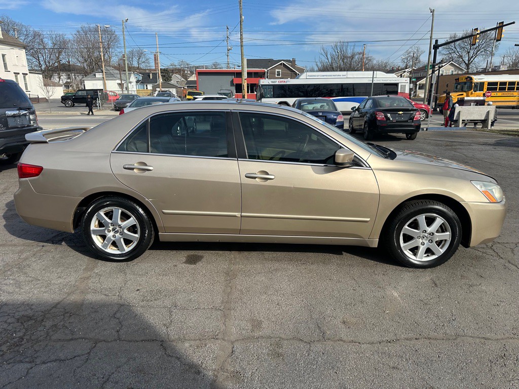 2005 Honda Accord Image 6