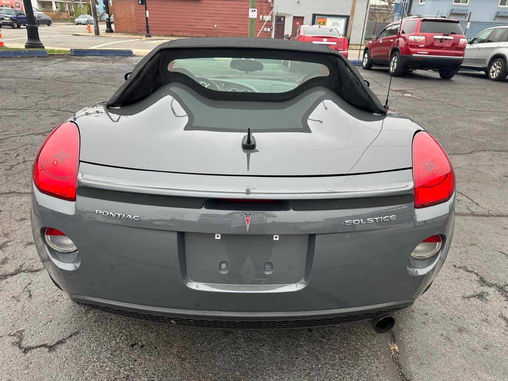 2008 Pontiac Solstice Image 4