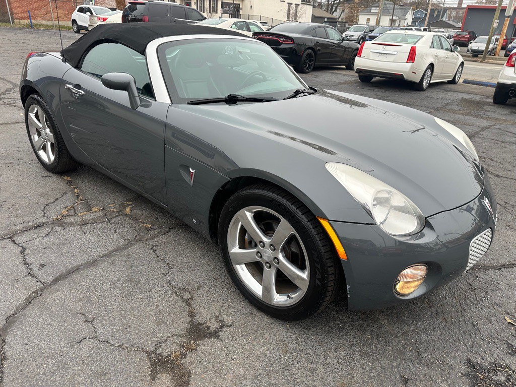 2008 Pontiac Solstice Image 7