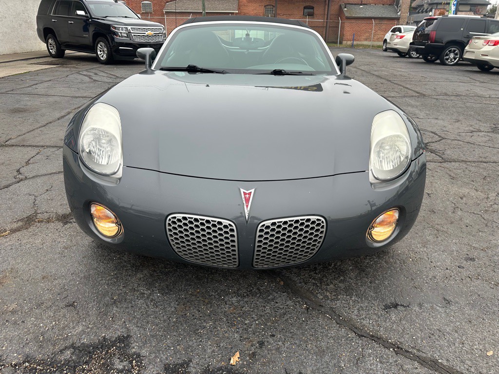 2008 Pontiac Solstice Image 8