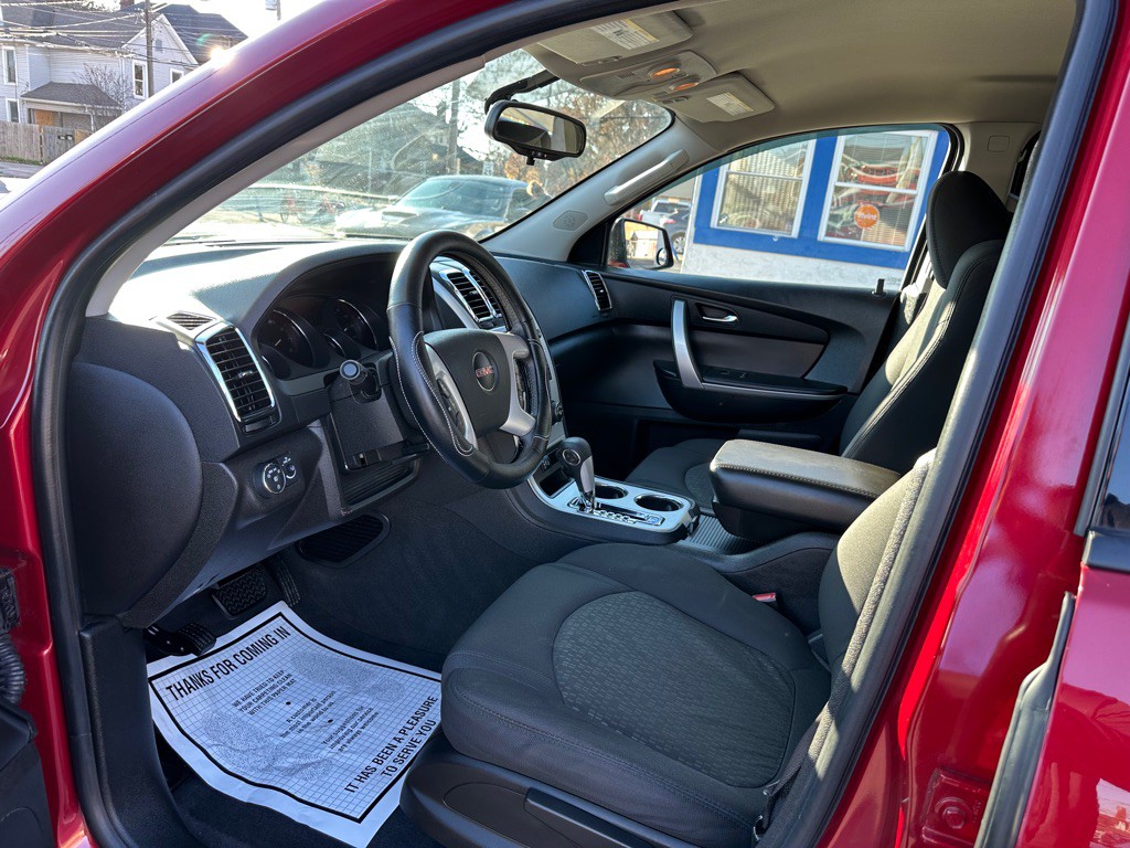 2012 GMC Acadia Image 9