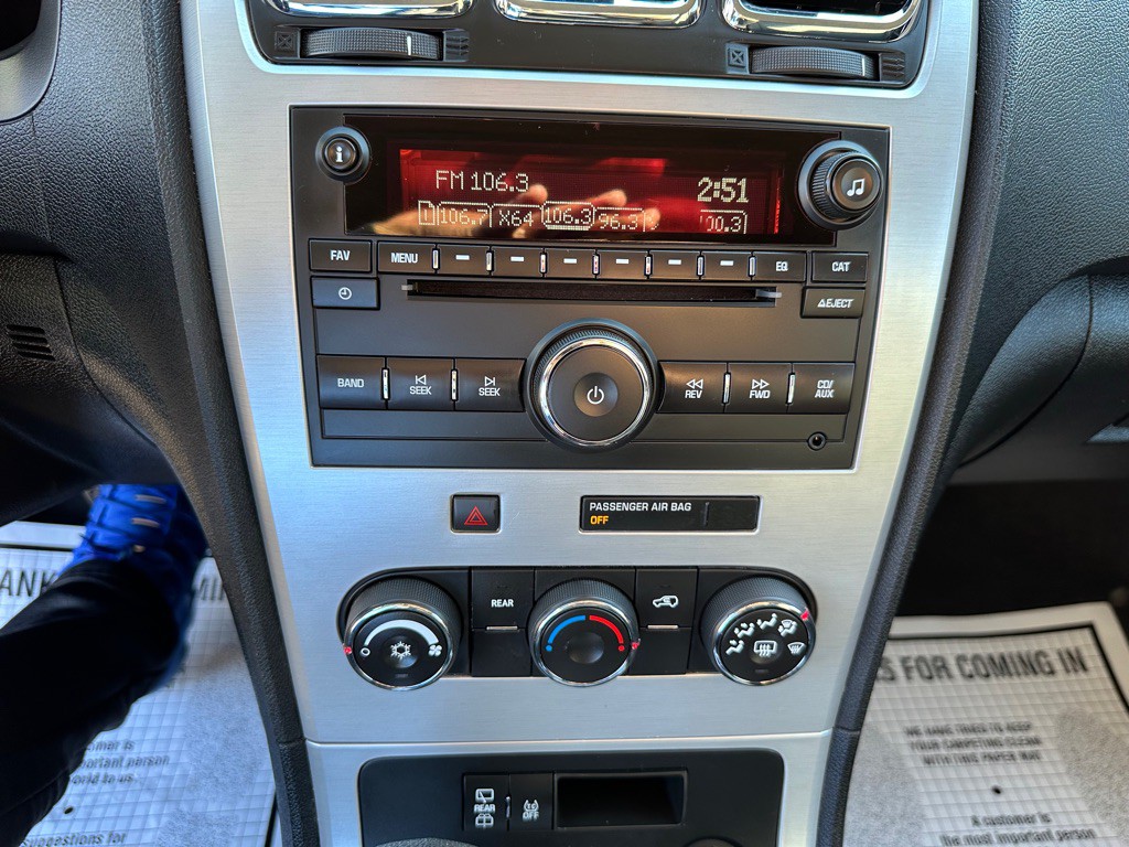 2012 GMC Acadia Image 17