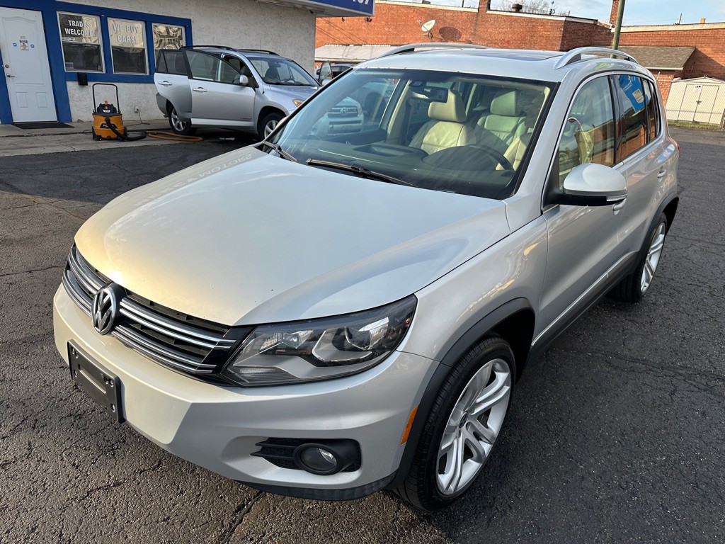 2013 Volkswagen Tiguan Image 1