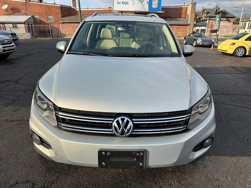 2013 Volkswagen Tiguan Image 8