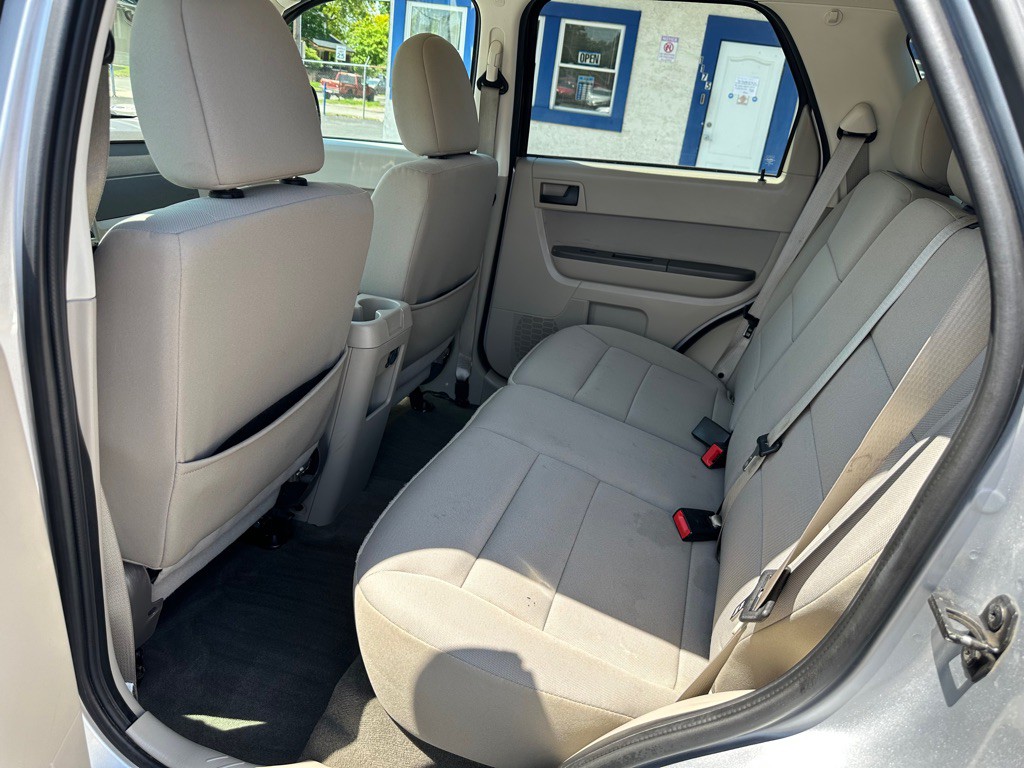 2011 Ford Escape Image 10