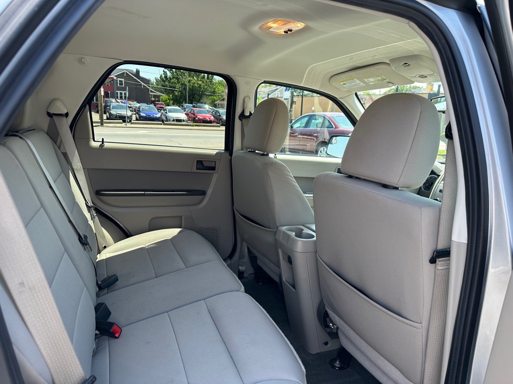 2011 Ford Escape Image 12
