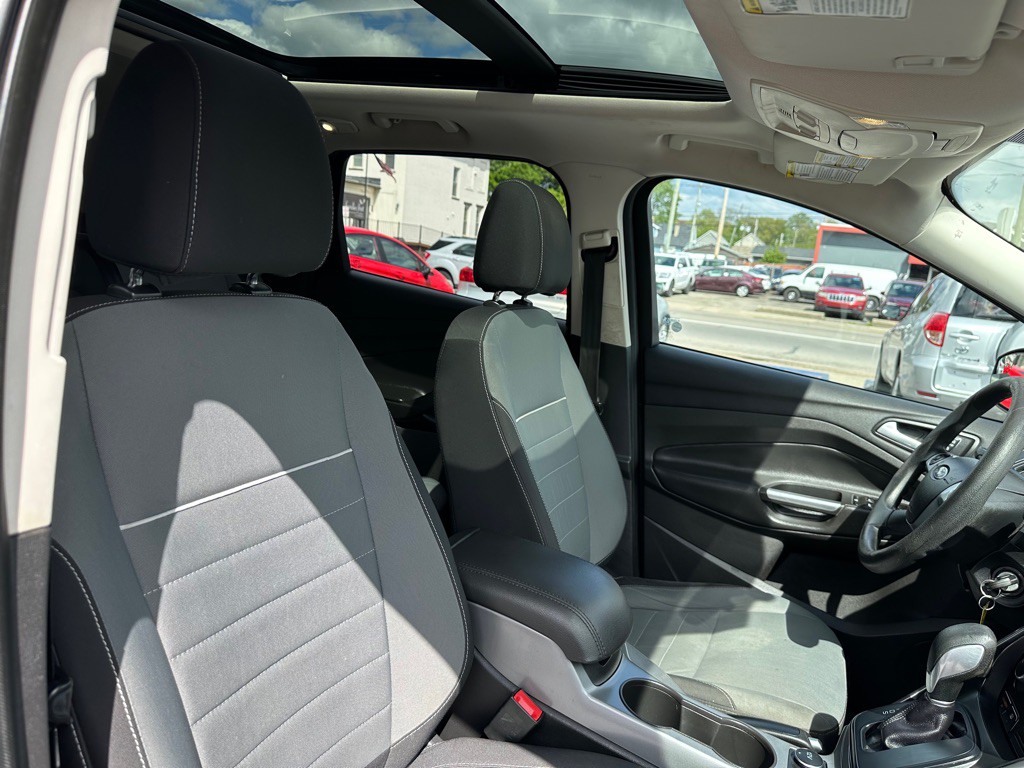 2015 Ford Escape Image 19