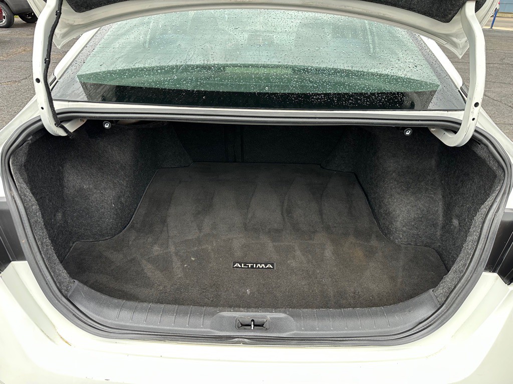 2019 Nissan Altima Image 11