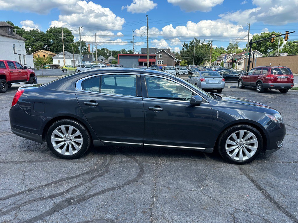 2013 Lincoln MKS Image 6