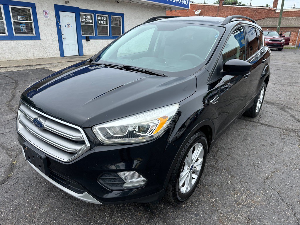 2017 Ford Escape Image 1