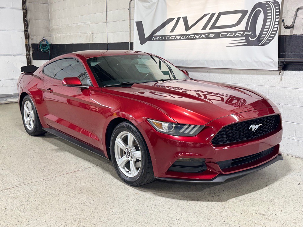 2015 Ford Mustang Image 4