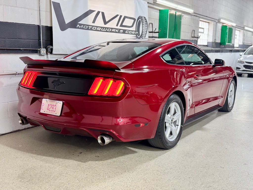 2015 Ford Mustang Image 8