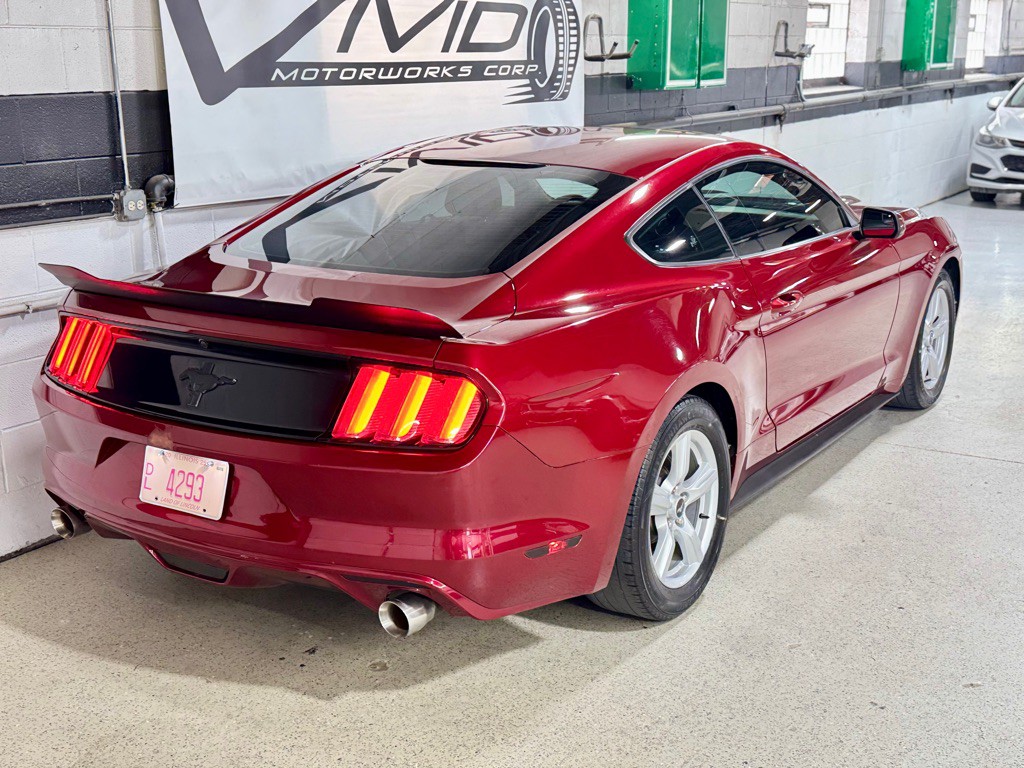 2015 Ford Mustang Image 10