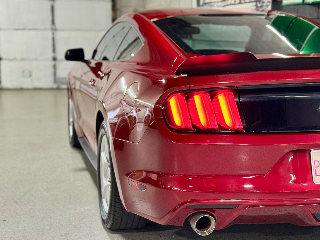 2015 Ford Mustang Image 16