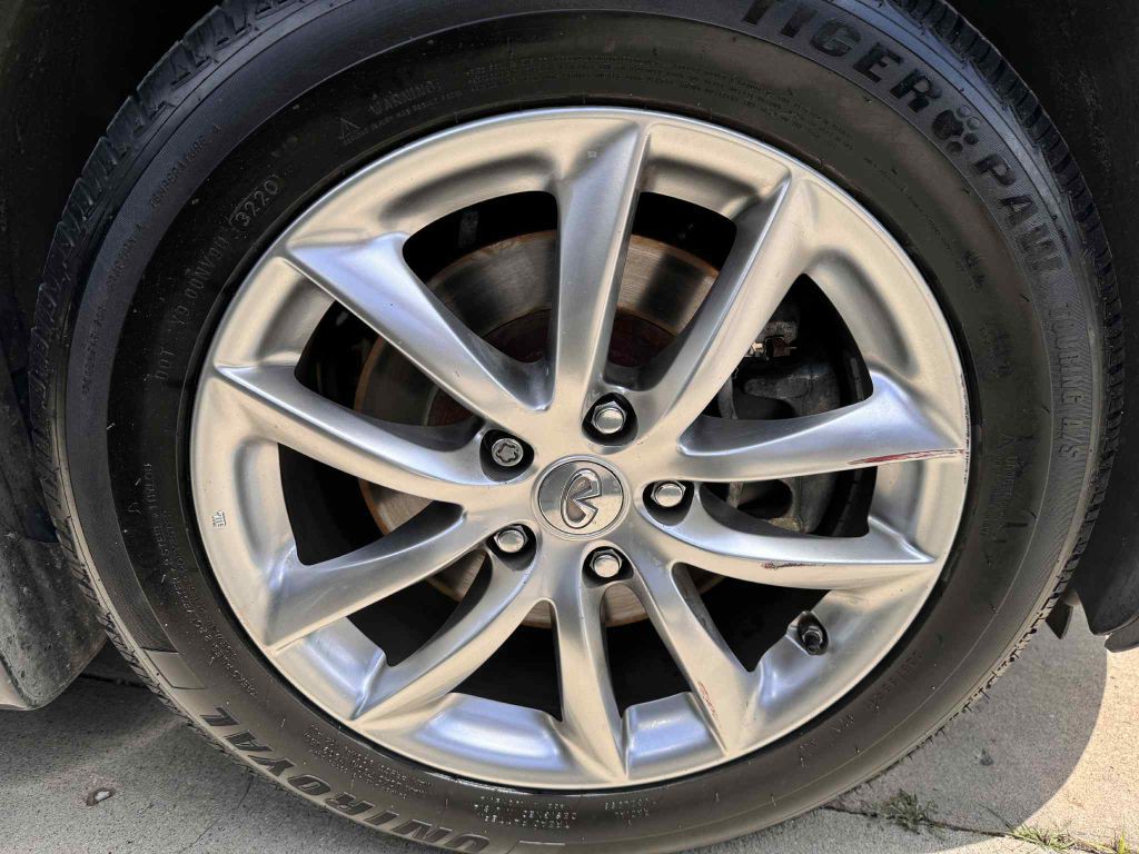 2009 INFINITI G37 Image 11