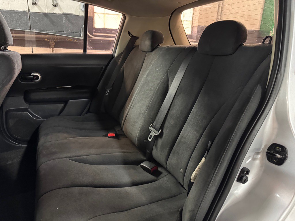 2008 Nissan Versa Image 17
