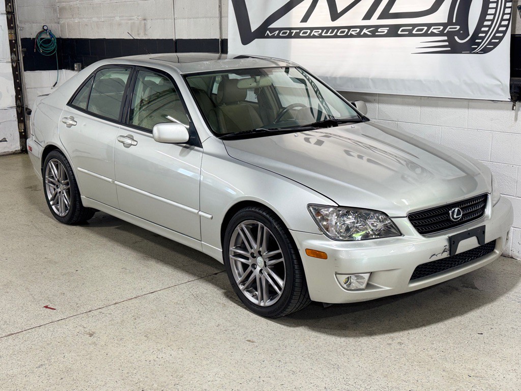 2003 Lexus IS Image 5