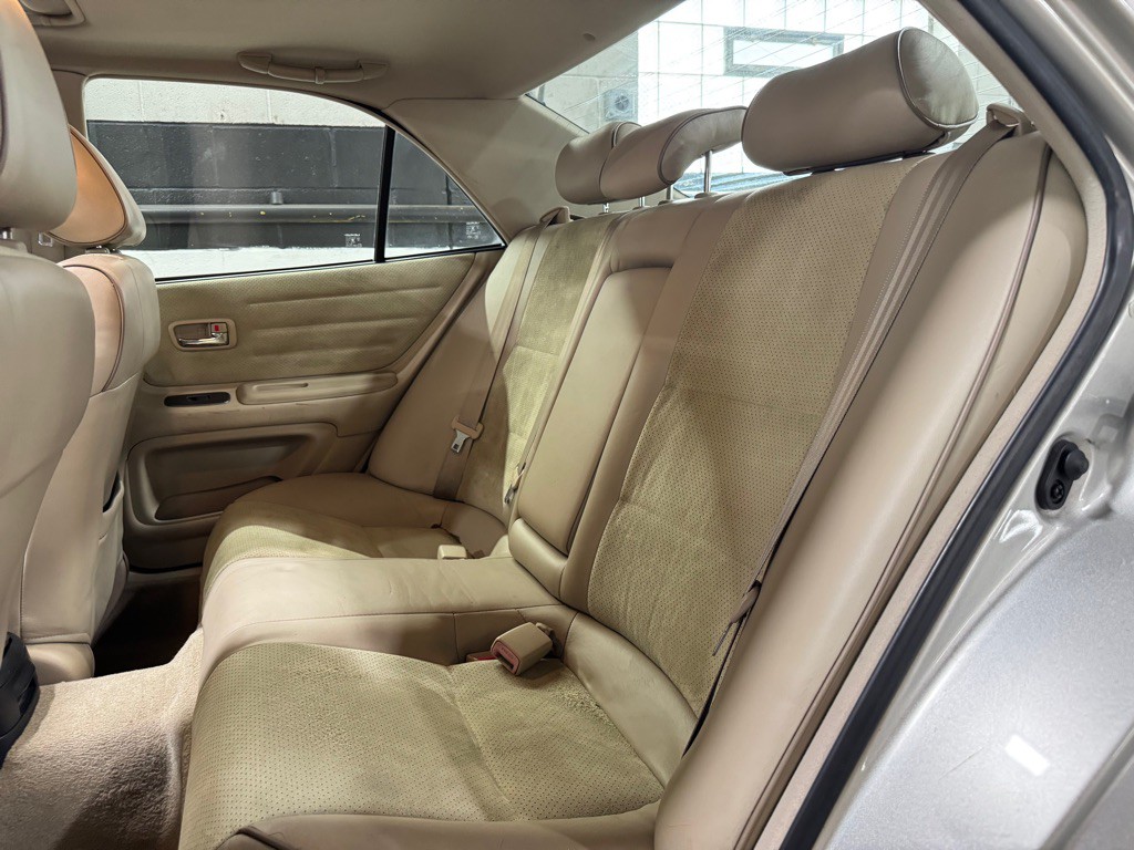 2003 Lexus IS Image 21