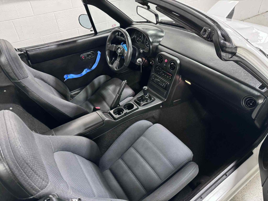 1993 Mazda MX-5 Miata Image 17