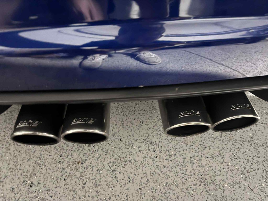 2005 Chevrolet Corvette Image 10