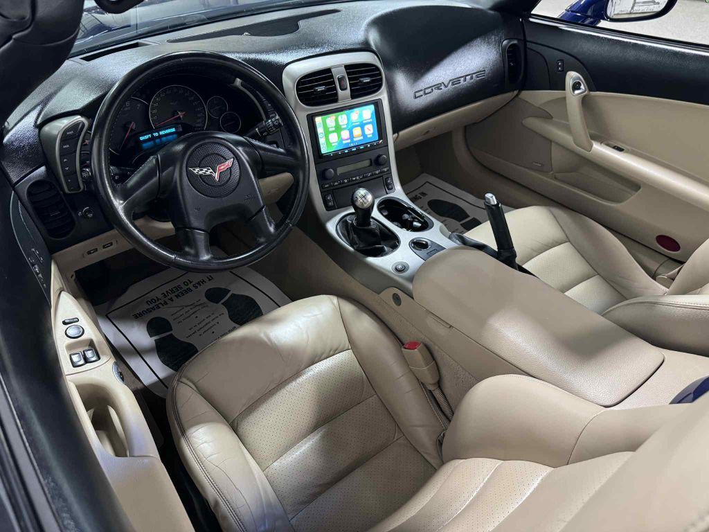 2005 Chevrolet Corvette Image 19