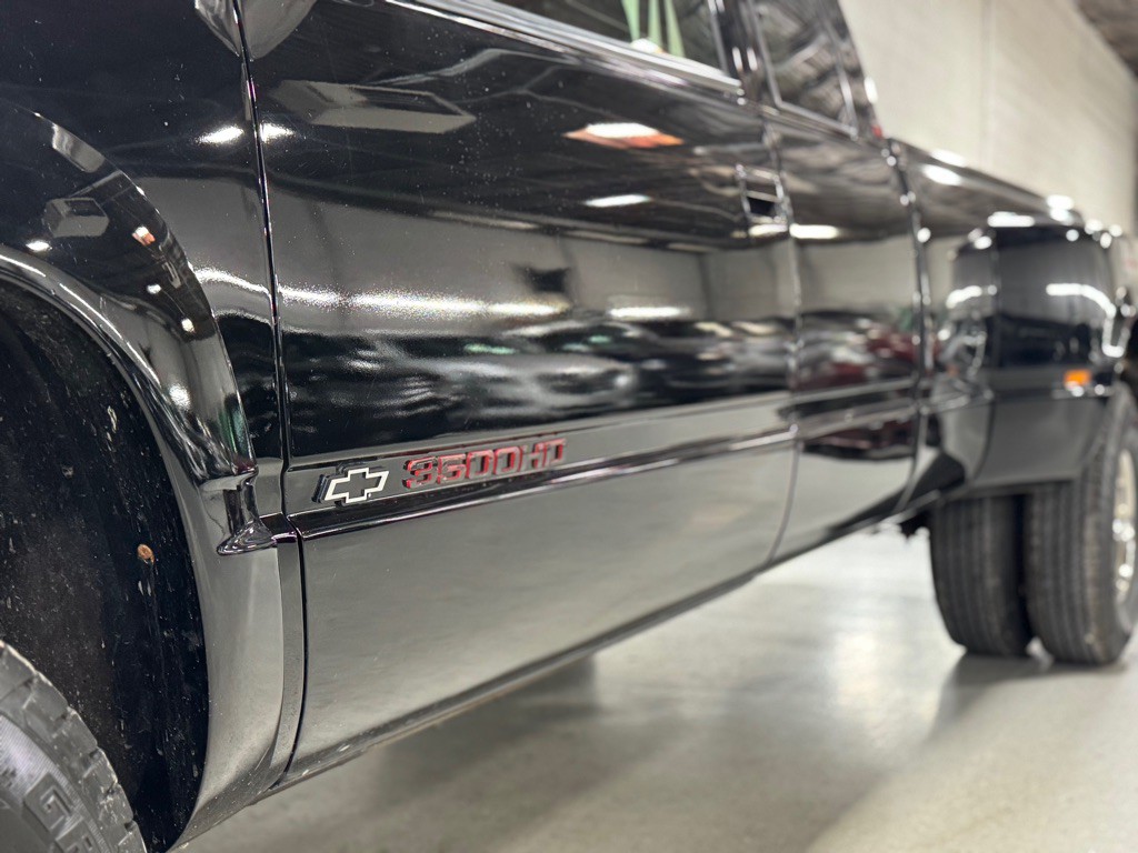 1993 Chevrolet C/K Image 15