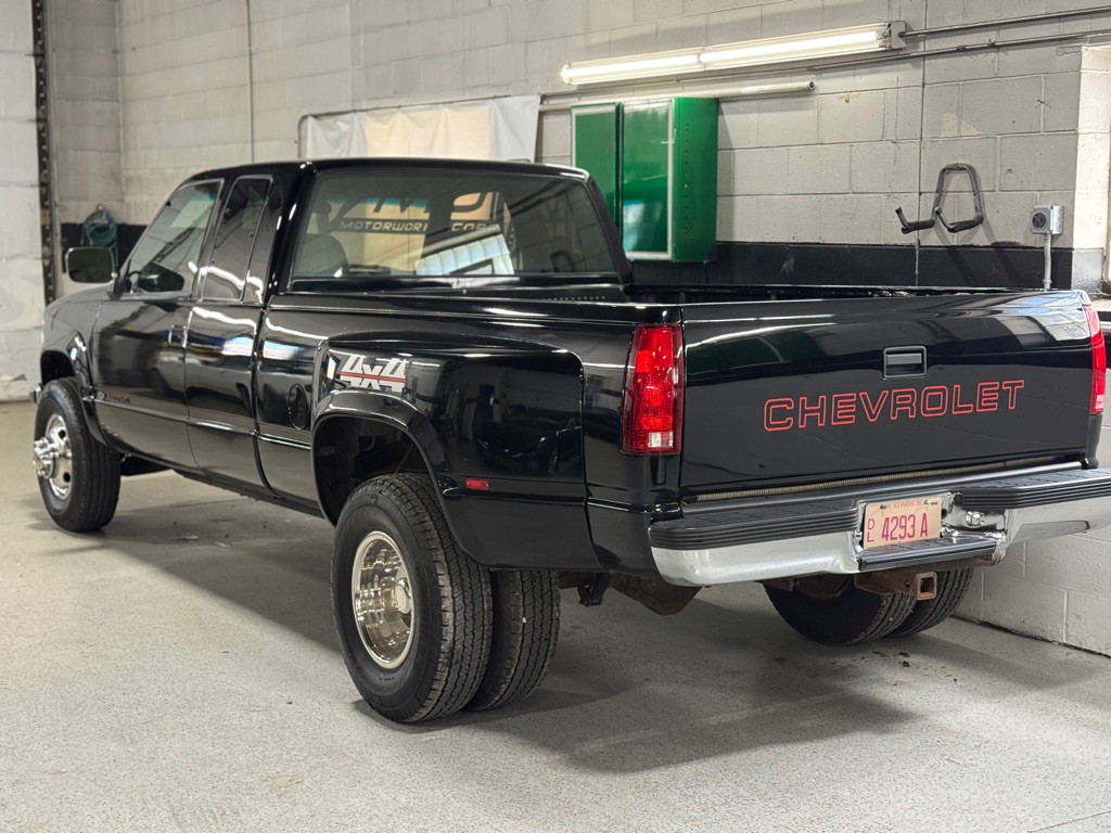 1993 Chevrolet C/K Image 17