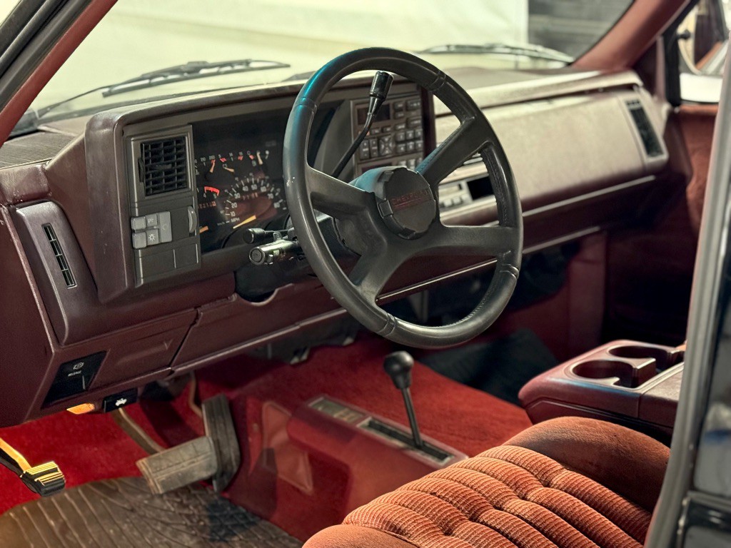 1993 Chevrolet C/K Image 20
