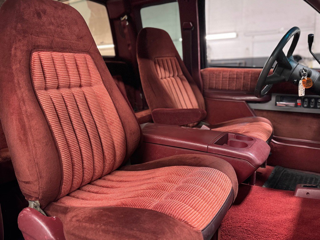 1993 Chevrolet C/K Image 22