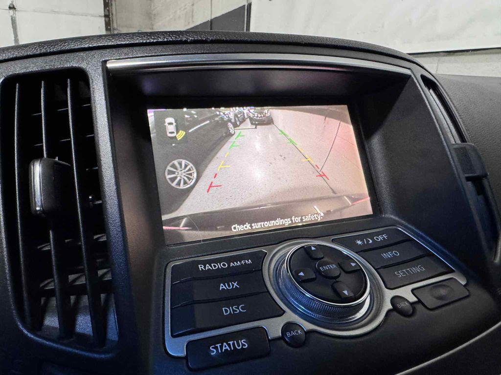 2010 INFINITI G37 Image 14